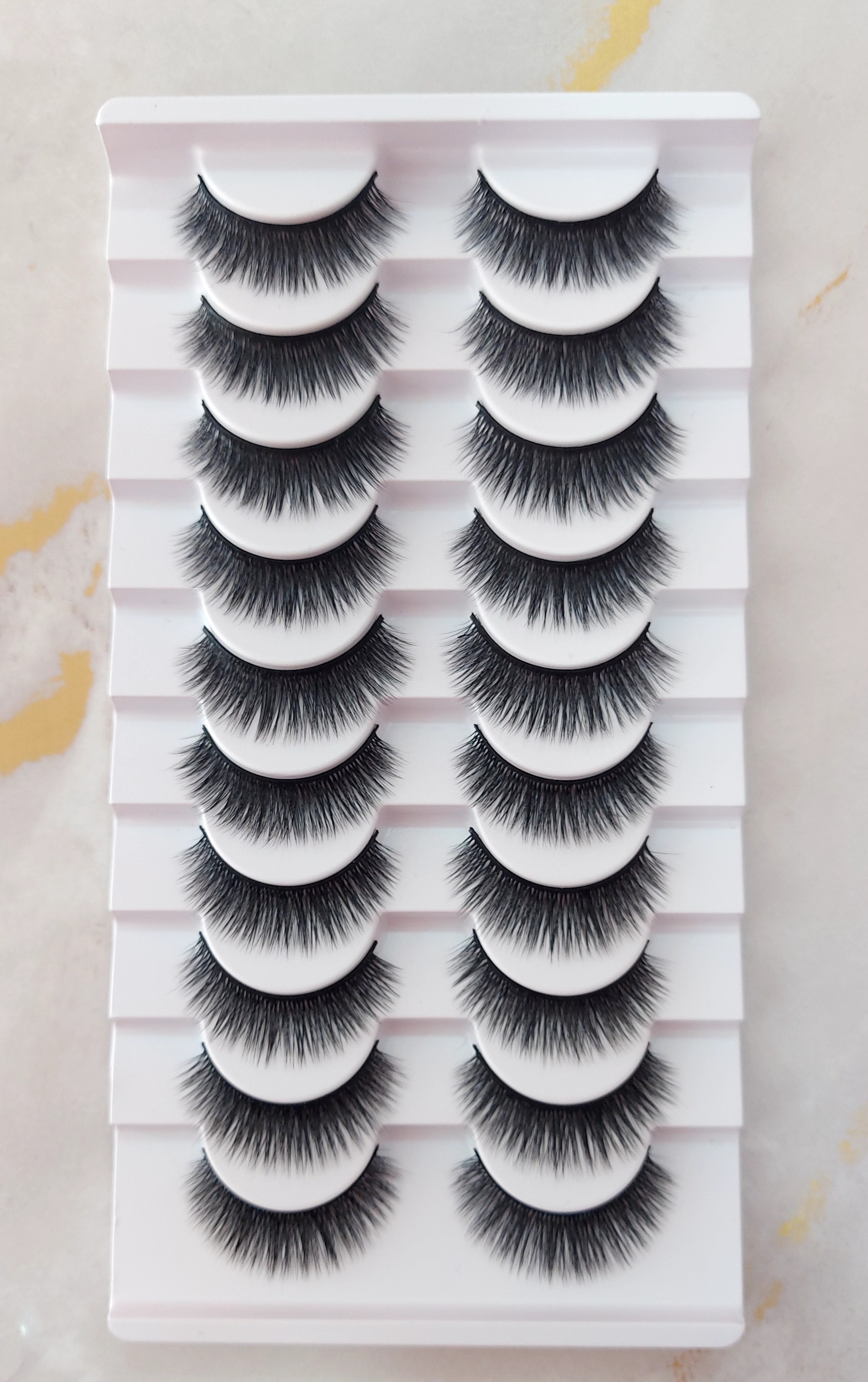 PESTAÑAS POSTIZAS DE CORTINA