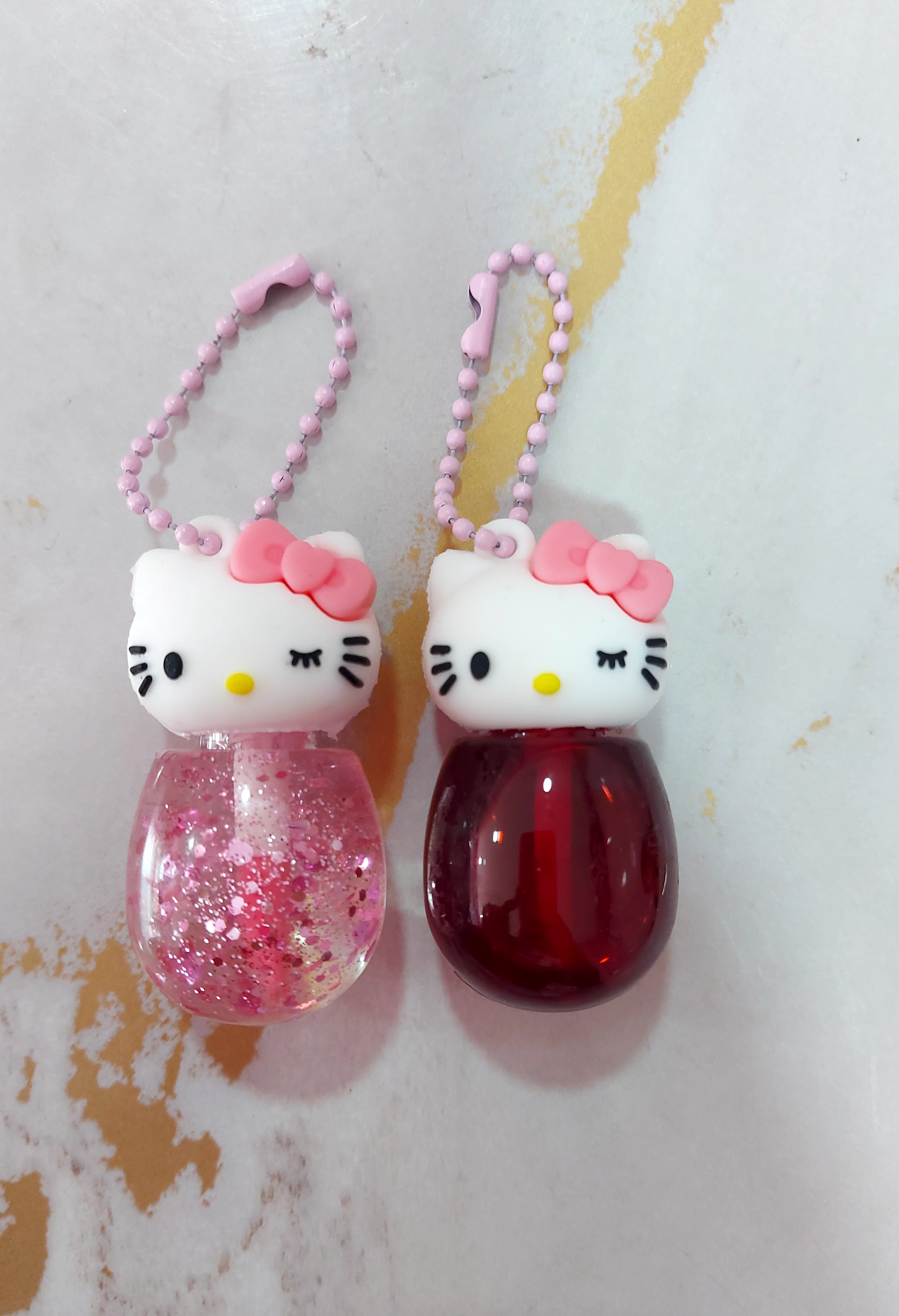 Tinta y gloss de Hello Kitty