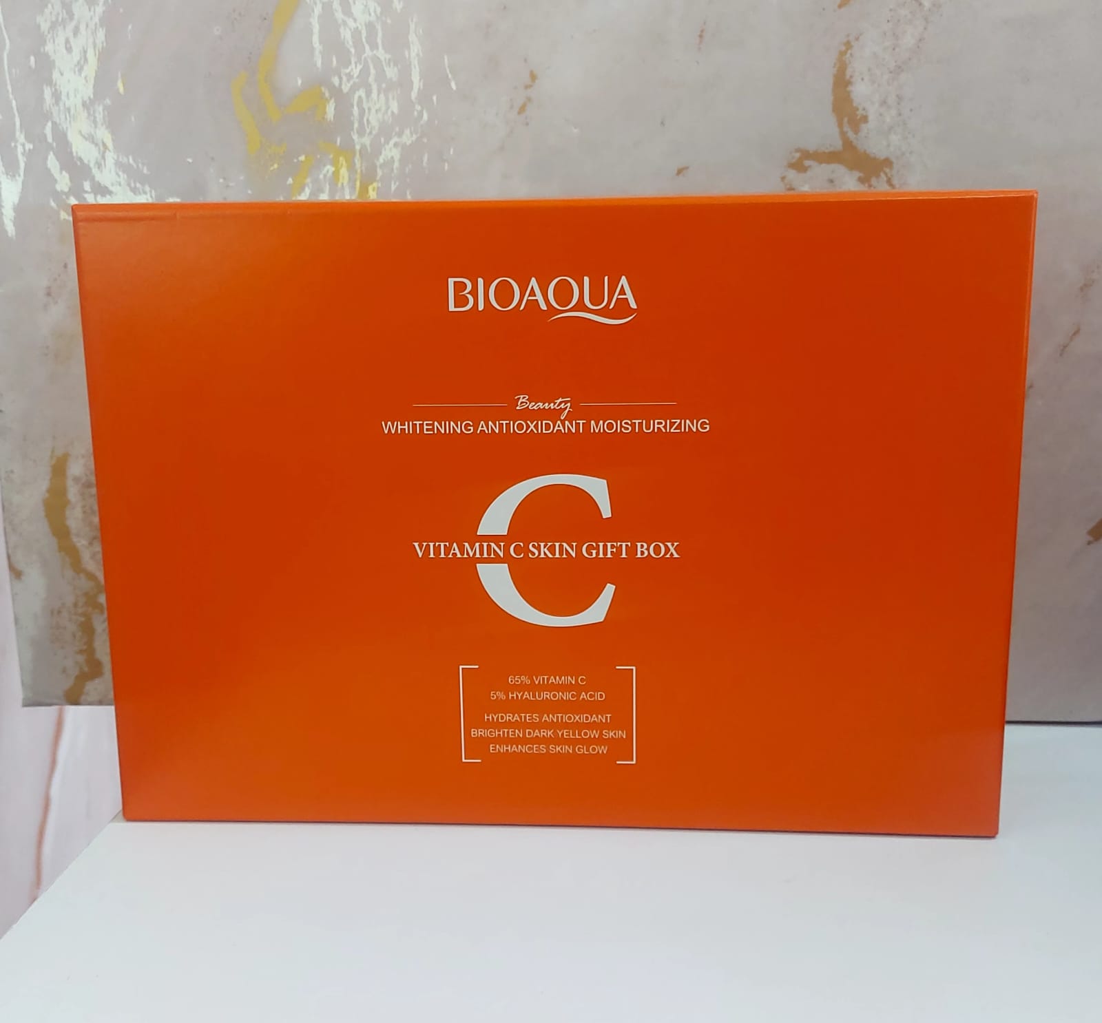 Kit Vitamina C  Acido Hialurónico de Bioaqua
